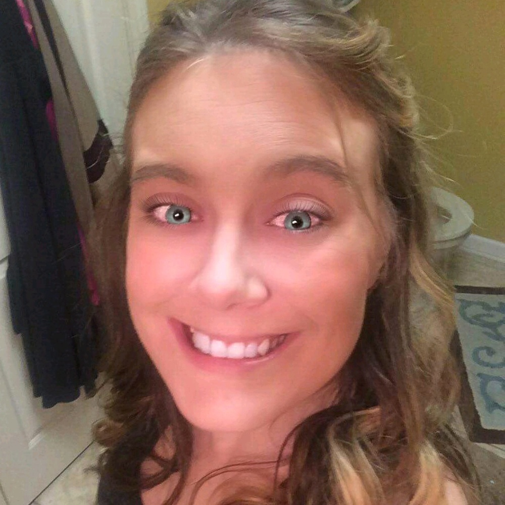 Meet your Posher, Whitney